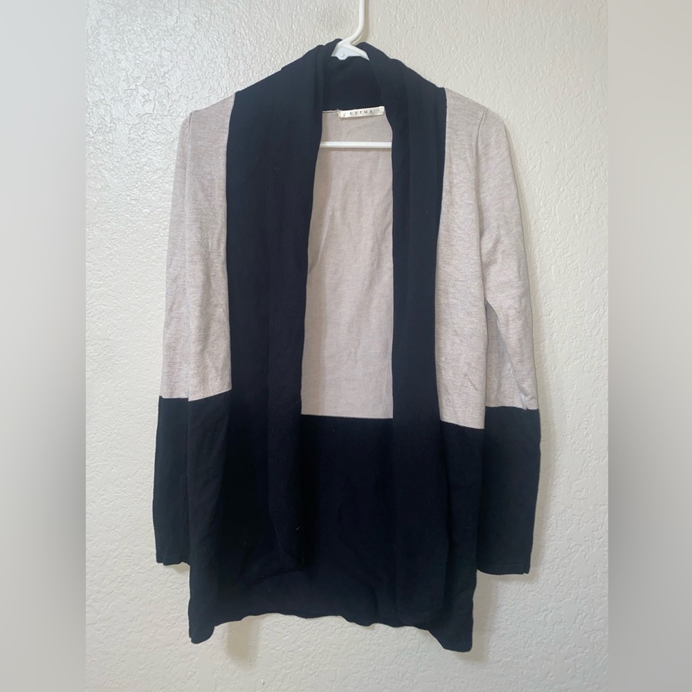 Cyrus Cardigan - Picture 7 of 8